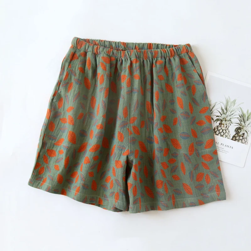 Pantaloncini da pigiama con foglie floreali in garza di cotone